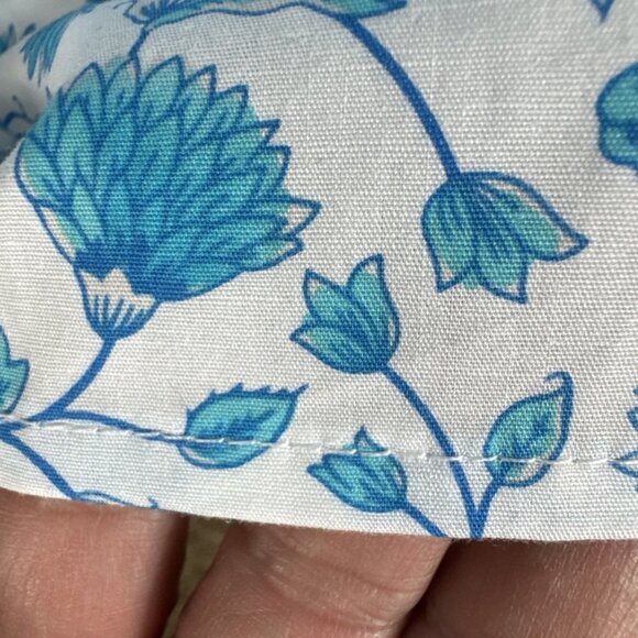 Draper James Women's S V-Neck Puff Sleeve Blouse Top Blue Floral NWT 9264 - Picture 3 of 15